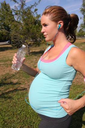 Besoins énergétiques de la femme enceinte active